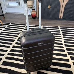Small Hard shell Carry On Suitcase 