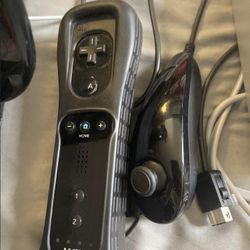 Wii motion plus inside remote & nunchuck