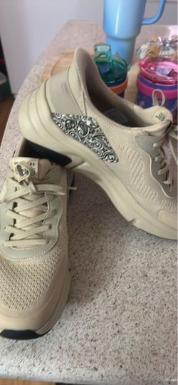 Snoop  Dogg sketchers
