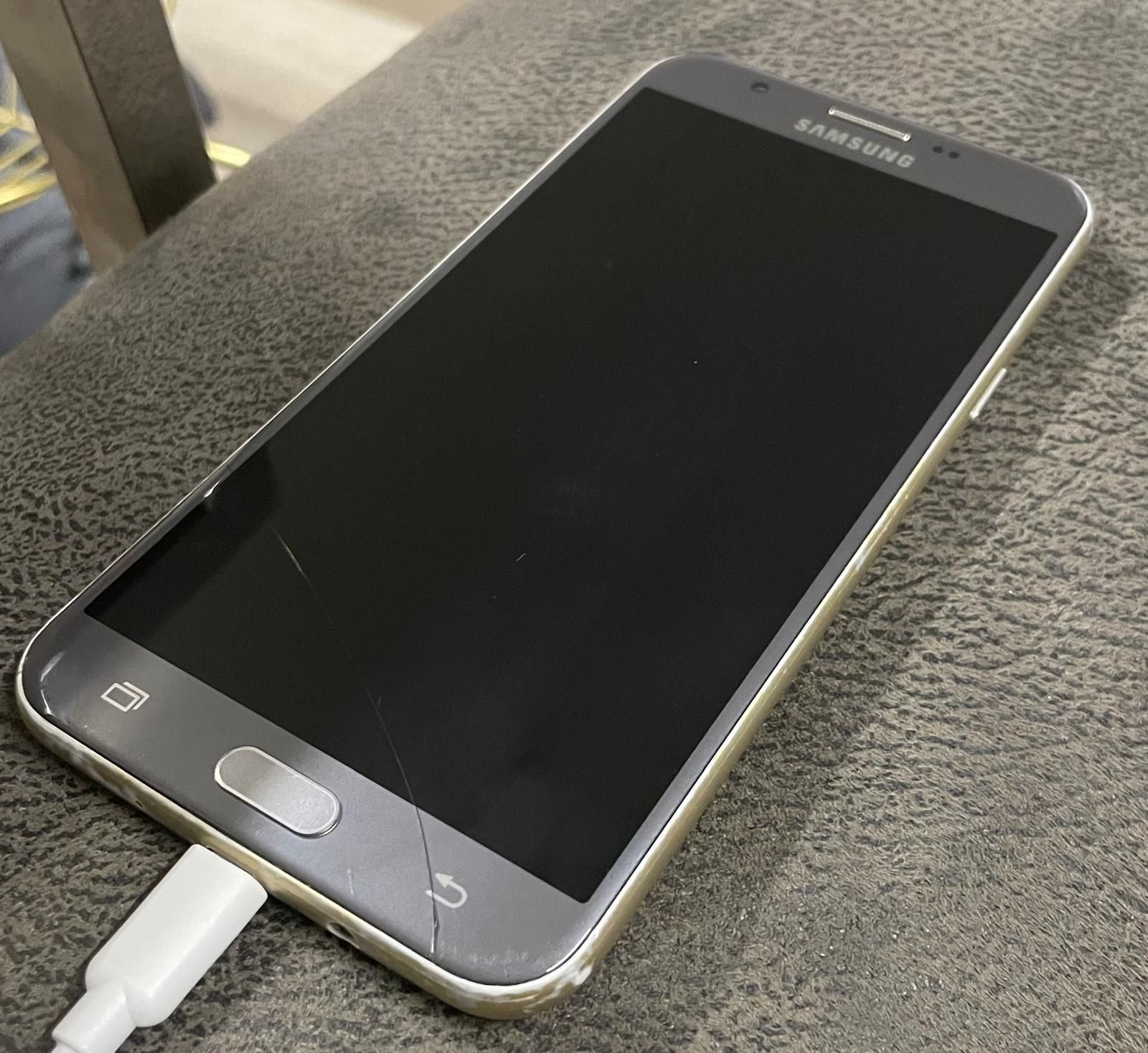 Samsung Galaxy J7V Verizon Phone 