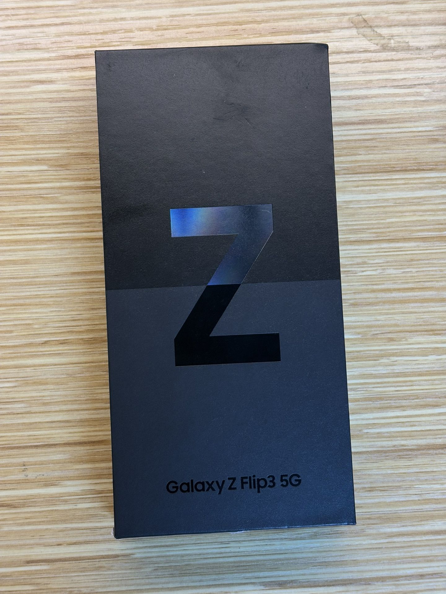 On Sale Z FLIP3 128GB Unlocked
