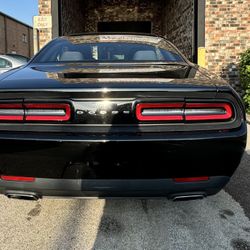 2016 Dodge Challenger SXT