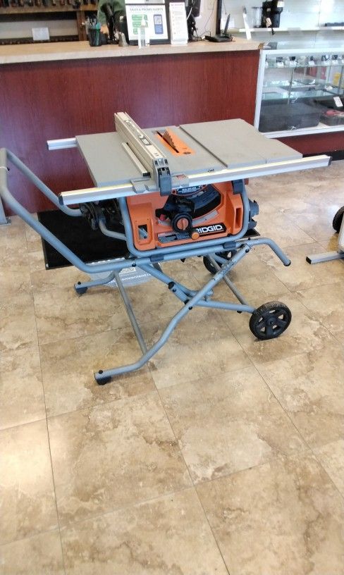 Ridgid R4513 Table Saw ($270)
