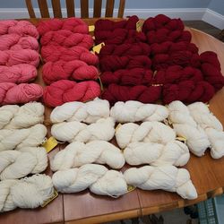 100% Virgin Wool Yarn 