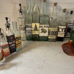 15 Halloween themed bottles