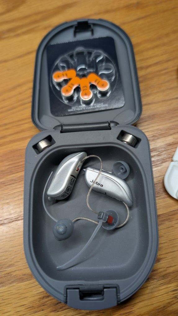 JABRA ENHANCE PRO HEARING AIDS MODEL PM862-DRW