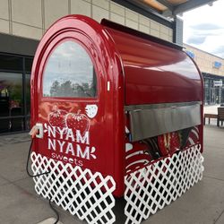 Food Trailer- Strawberry Chocolate and Sweets