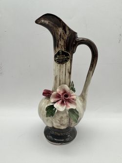 Vintage Nueva Capodimonte Italian Porcelain Small  Rose Vase Hand Painted 7.5x5