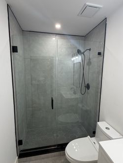 Glass doors for bathrooms
