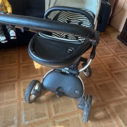 Stroller- Pickup In The Bronx, NY