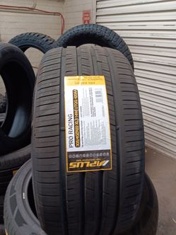 Aplus Pro Racing 305/40ZR22 XL Tire