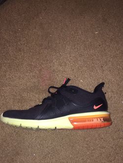 Nike air max :size 8.5