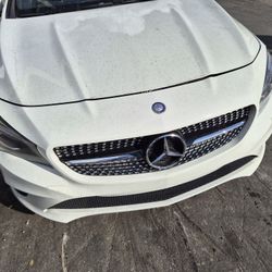 14 Mercedes Cla 250 Parts Only 