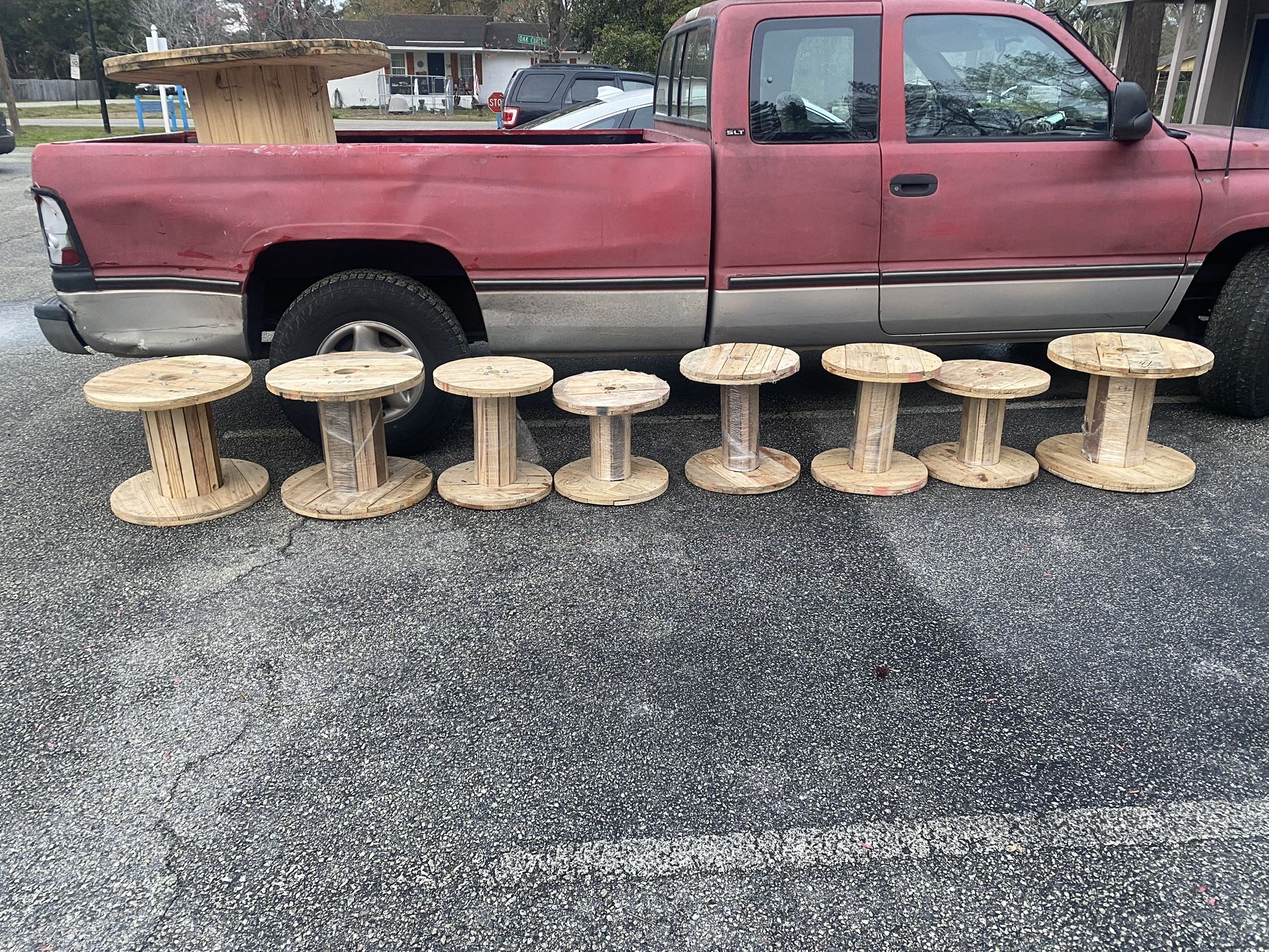 Spools! New List referred to photos For Sizes And Prices