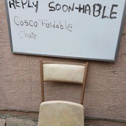 Vintage  Foldable  Chair 