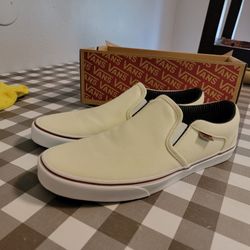 Brand New Off White Vans (Size 11.5 Mens) BRAND NEW IN BOX 