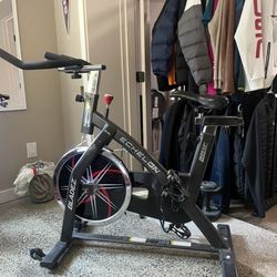 Blades Fitness Indoor Cycle 