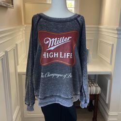 Miller Sweatshirt Size Small.            8$