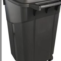 Garbage Cans New Rubbermaid 45 Gallons