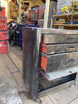 Three drawer plus cabinet rolling toolbox