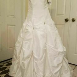 New Wedding  Dress  sz 14