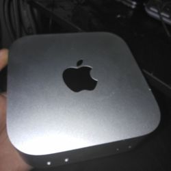 M4 MAC MINI
