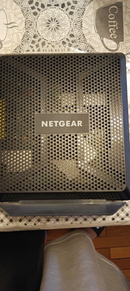 Netgear Nighthawk AC1900 Modem/Router