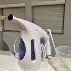 HiLIFE Steamer for Clothes, Portable Handheld Design, 240ml Big Capacity, 700W