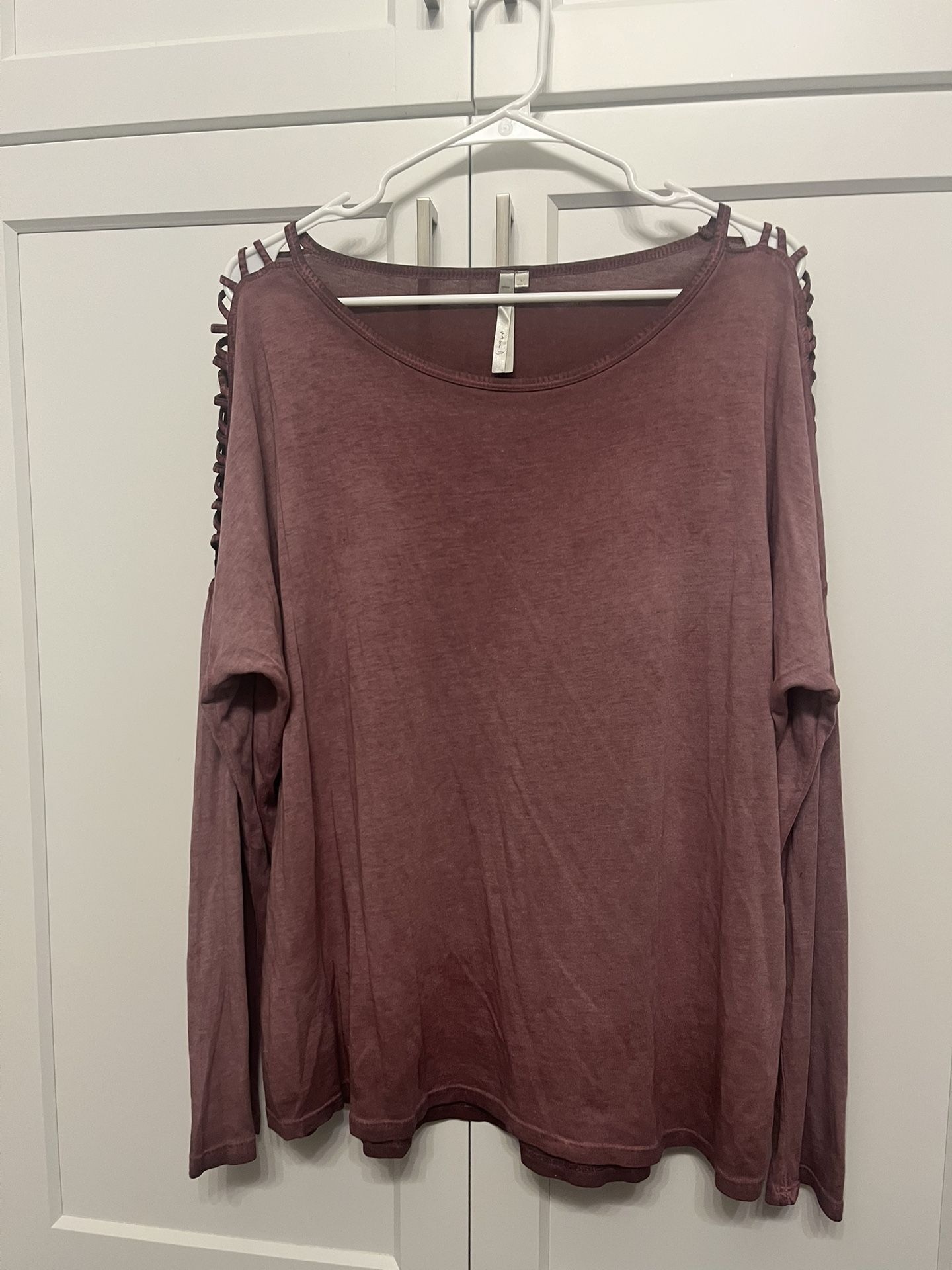Mono B Size L Top