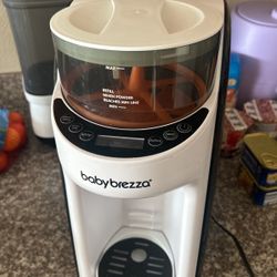 Baby Brezza Bottle Maker