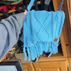Blue purse 