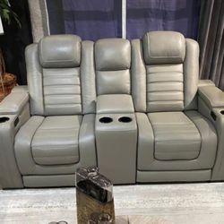 🚛Same Day Delivery🚩Backtrack Gray Power Reclining Loveseat With Power Headrest and Massage🚨Finance&Delivery Available