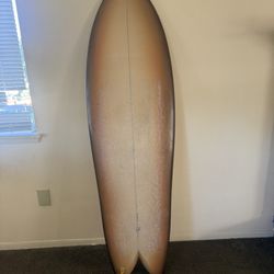 Ryan Burch Slim Squit Twin Fin Fish