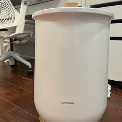 Luxury Towel Warmer - NEW, Never Used!