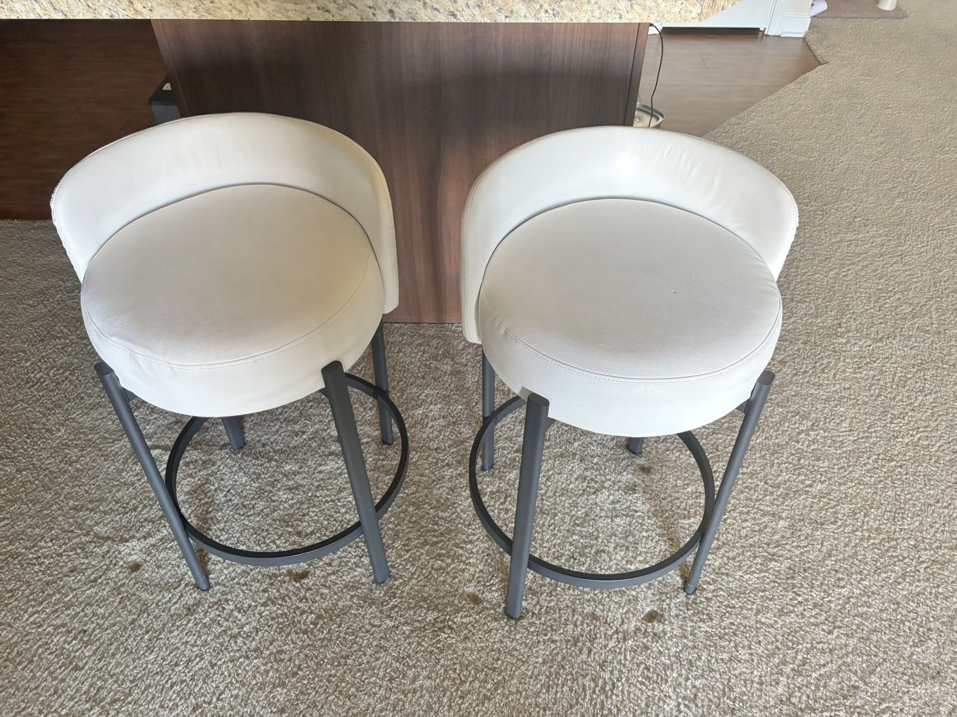 Countertop Chairs - Used