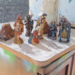 Vintage Nativity Set 