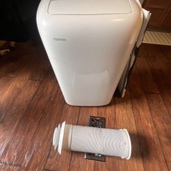 Toshiba 12000 BTU Ac Dehumidifier 