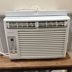 ICE COLD ❄️ 5,000 BTU FRIDGEAIR AIR CONDITIONER **  