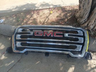2019-21 GMC Sierra Grill