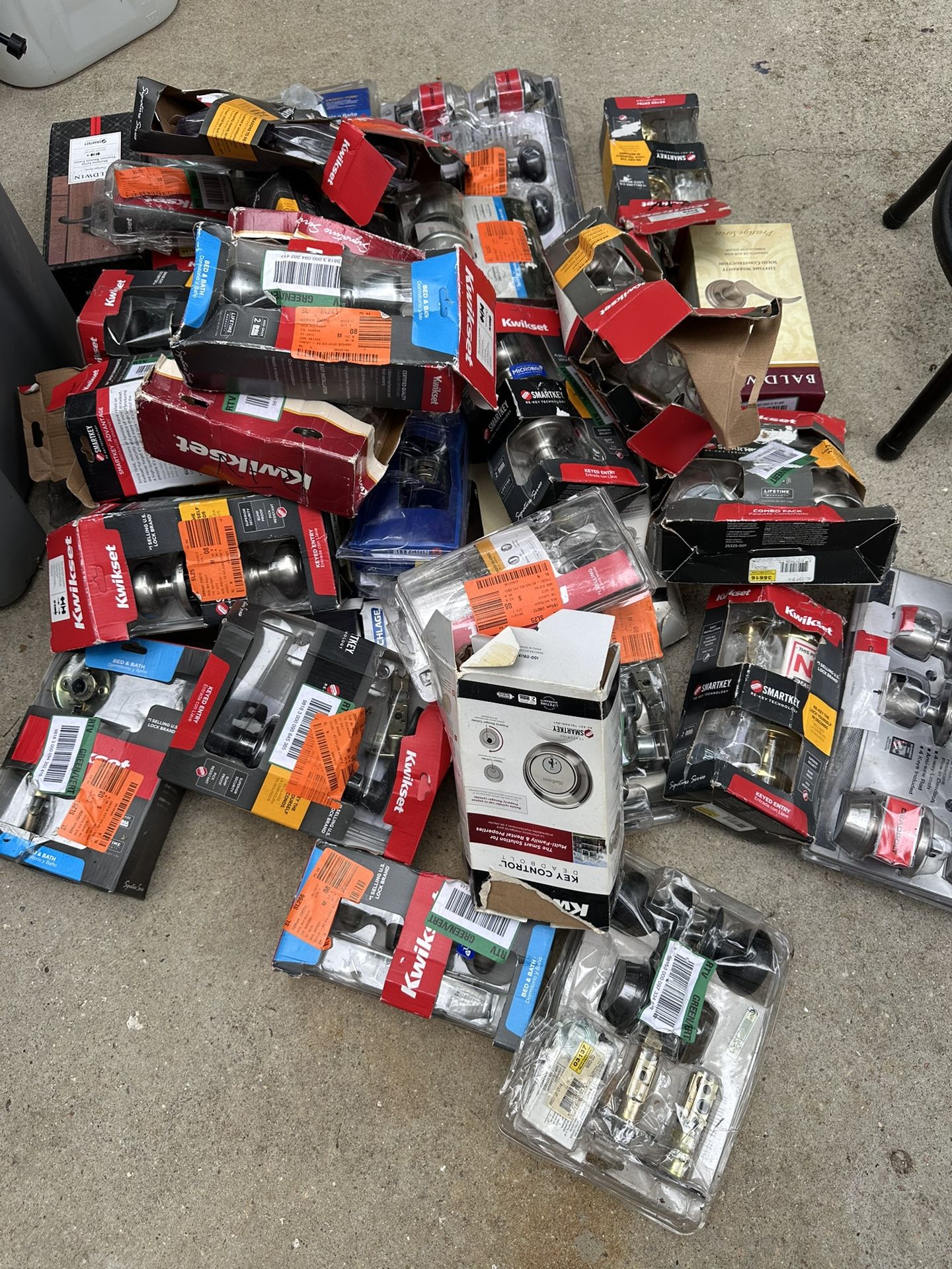 Locks house doors I have all these locks Give me good offer Thank