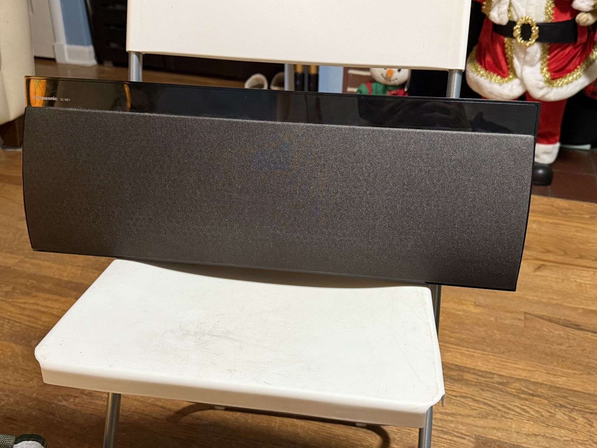 Panasonic SC-NE1 Compact Wireless Speaker System Bluetooth- Working