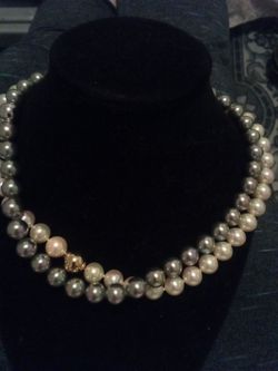Majorca  White Pearls and Peacock Pearls
