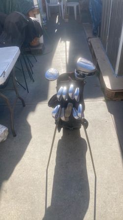 Golf Men’s RH Adam Drivers w/Ergonomix Stand Bag