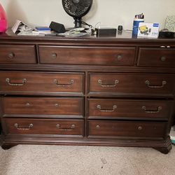 Nice Bedroom Wood Dresser