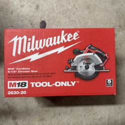Milwaukee Circular Saw M 18