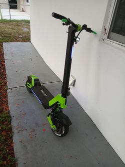 GOTRAX GX2 Electric Scooter