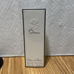 Oscar de la Renta Perfume 