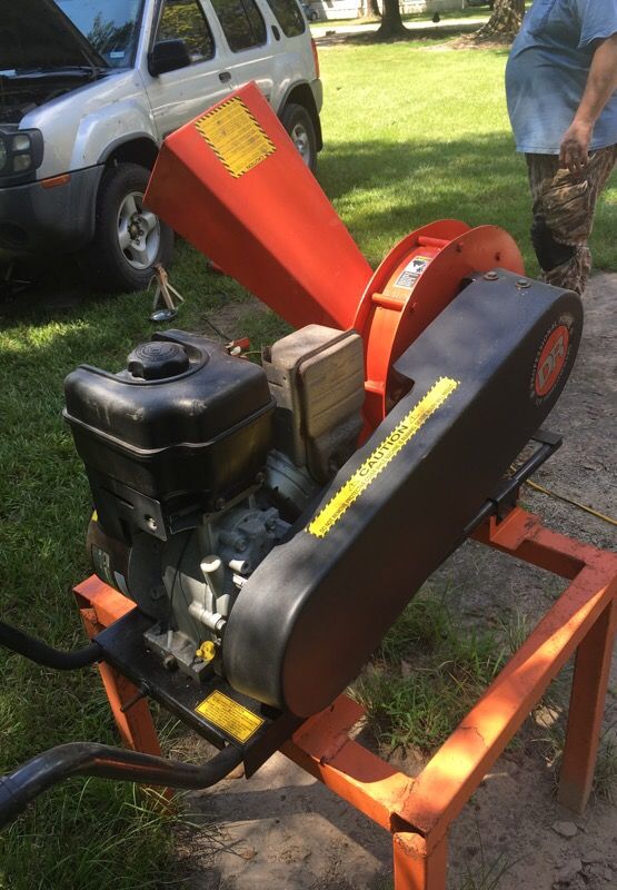 Briggs & Stratton Professional Power Wood Chipper!