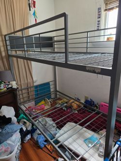 Free bunk bed with mattress