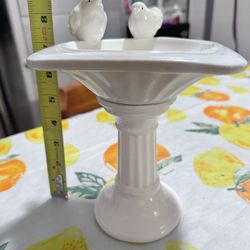 Decorative Bird Feeder